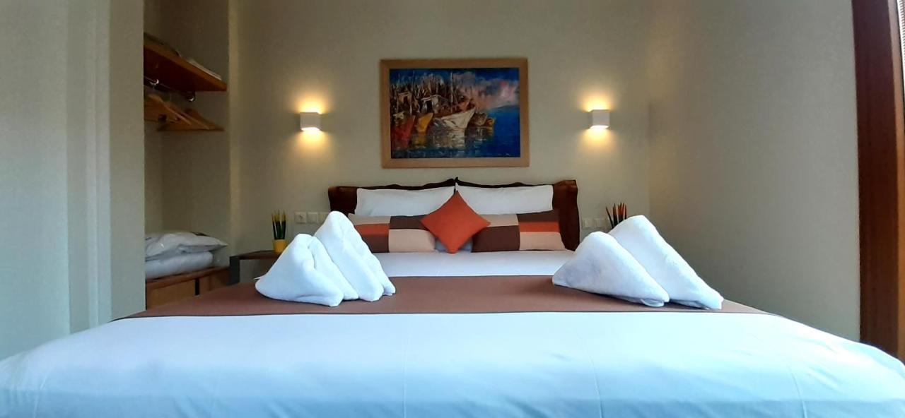 Andros 4 All Seasons Villas & Suites Ormos  Exteriör bild