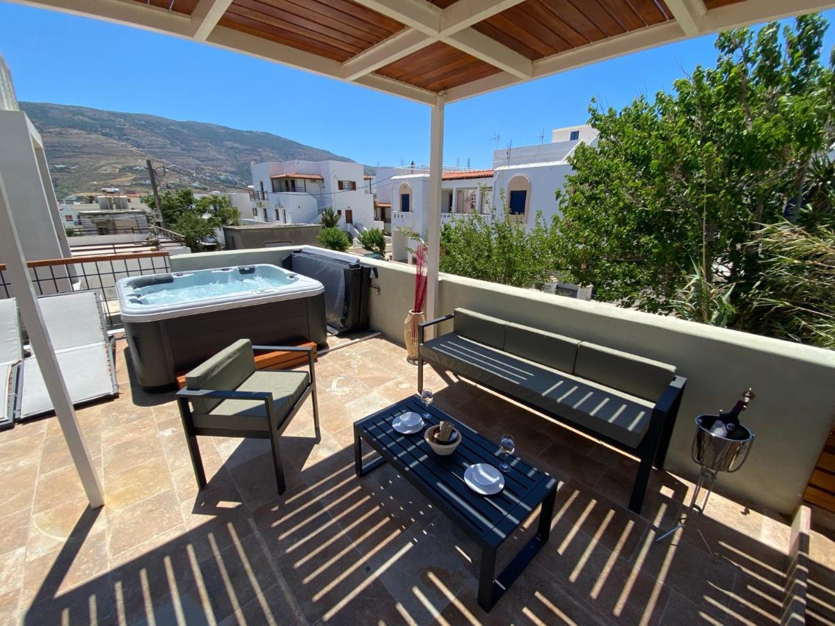 Andros 4 All Seasons Villas & Suites Ormos  Exteriör bild