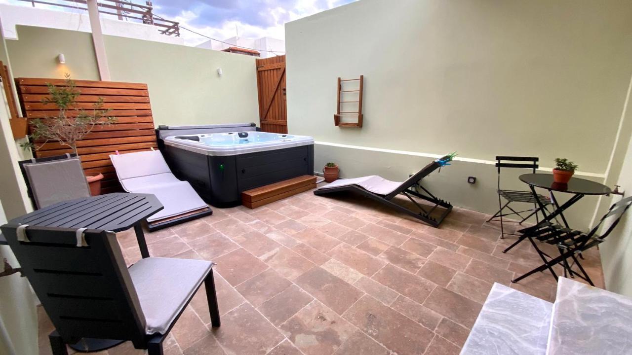 Andros 4 All Seasons Villas & Suites Ormos  Exteriör bild