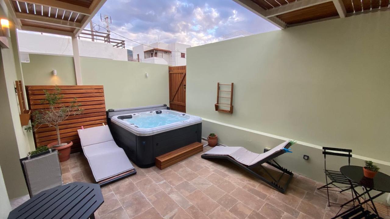 Andros 4 All Seasons Villas & Suites Ormos  Exteriör bild