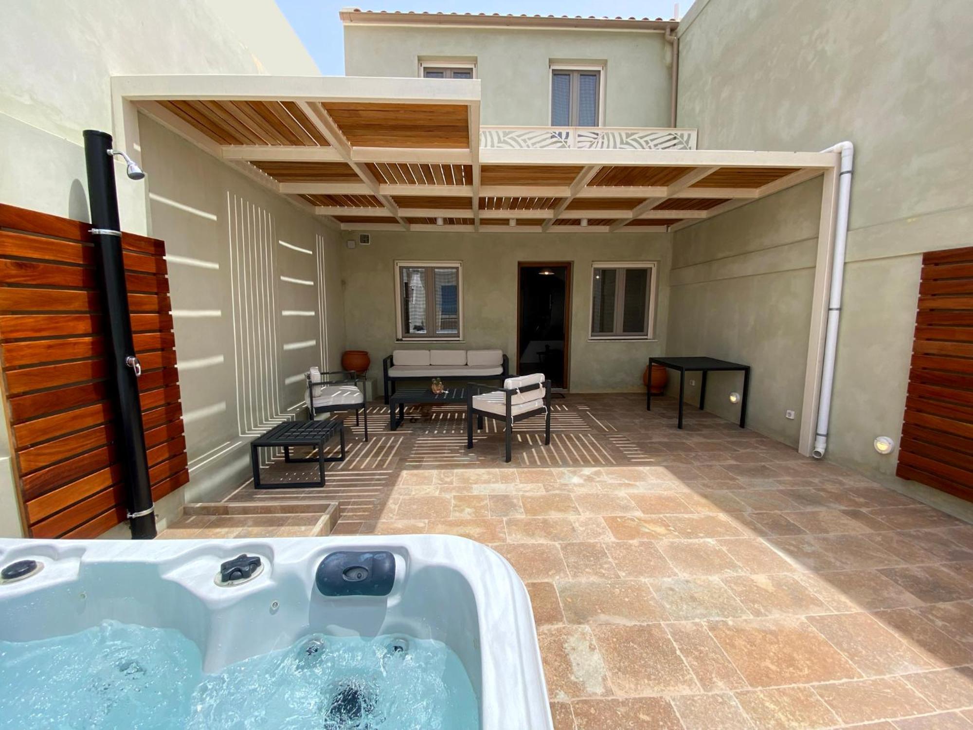 Andros 4 All Seasons Villas & Suites Ormos  Exteriör bild