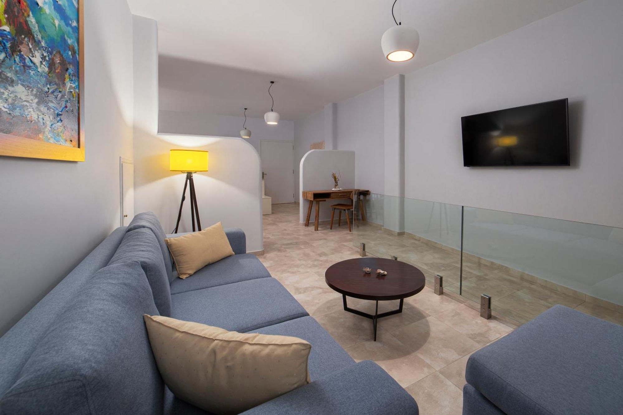 Andros 4 All Seasons Villas & Suites Ormos  Exteriör bild